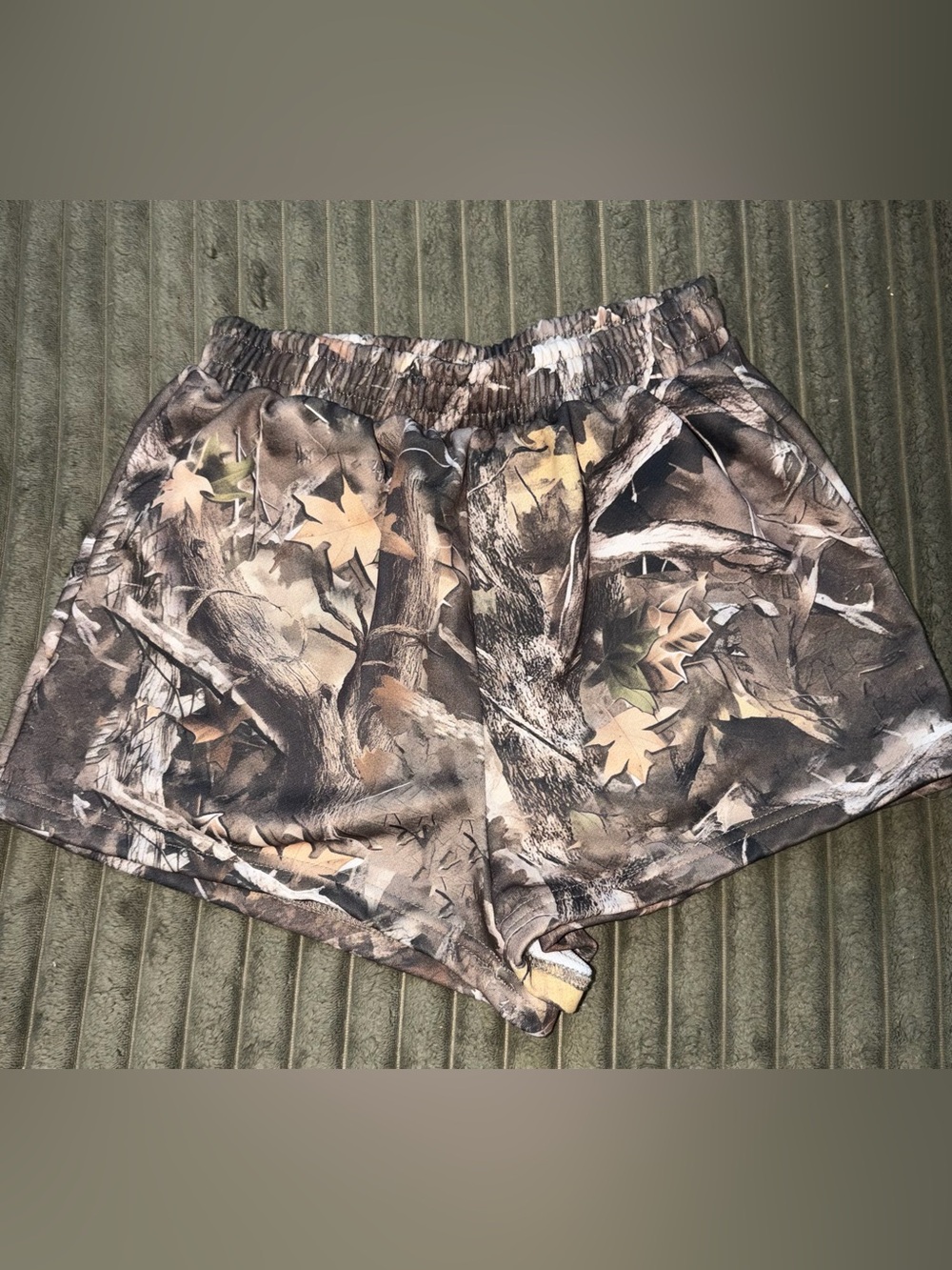 SHEIN Brown & Green Leaf Camo Athletic Shorts